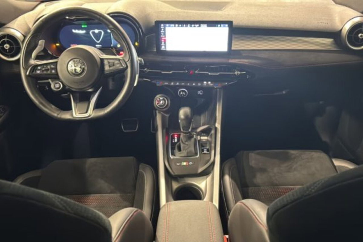 Alfa Romeo Tonale 1.5 hybrid Veloce 160cv tct7 (6)