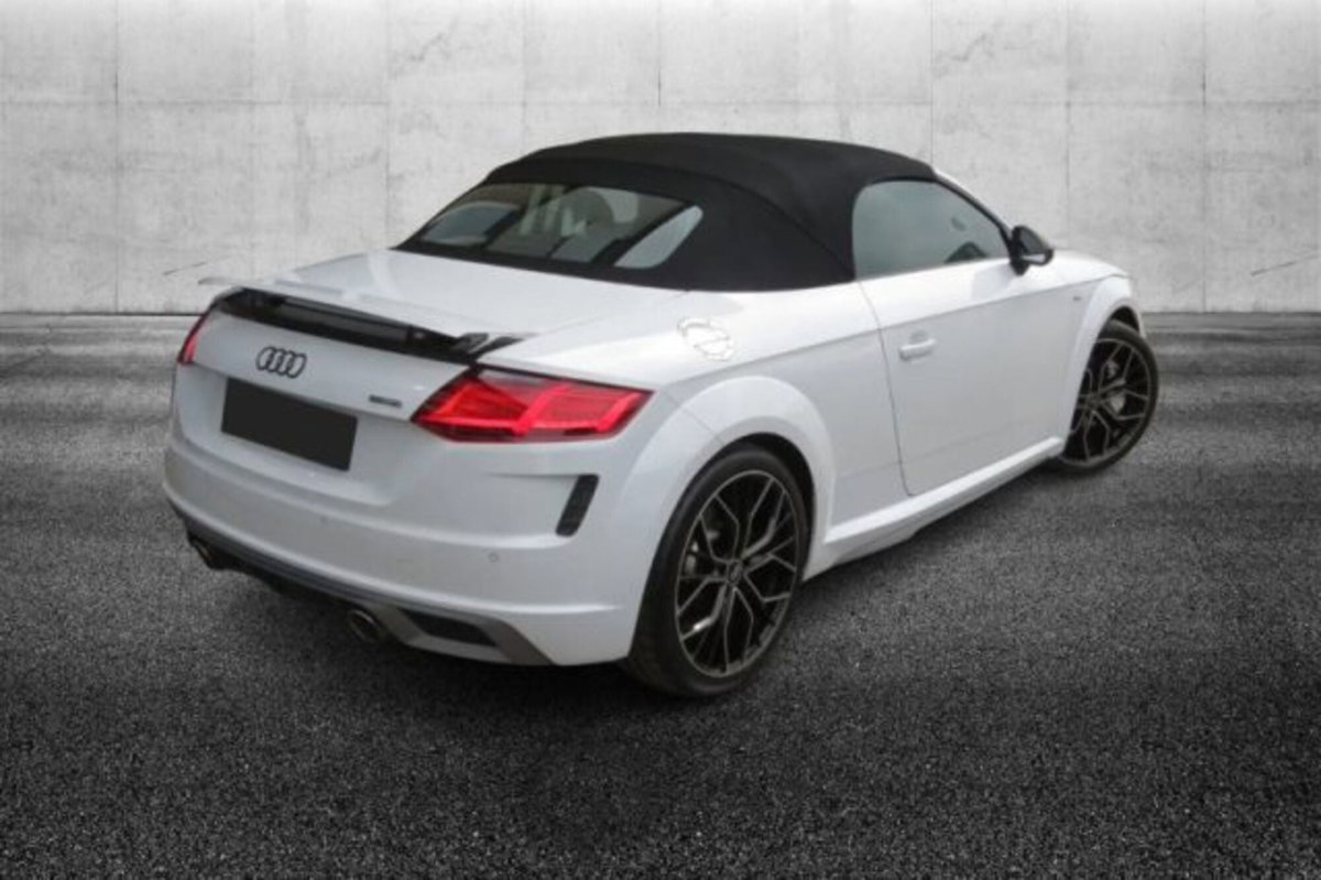 Audi TT Cabrio 45 TFSI S tronic (2)
