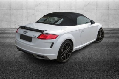 Audi TT Cabrio 45 TFSI S tronic (2)