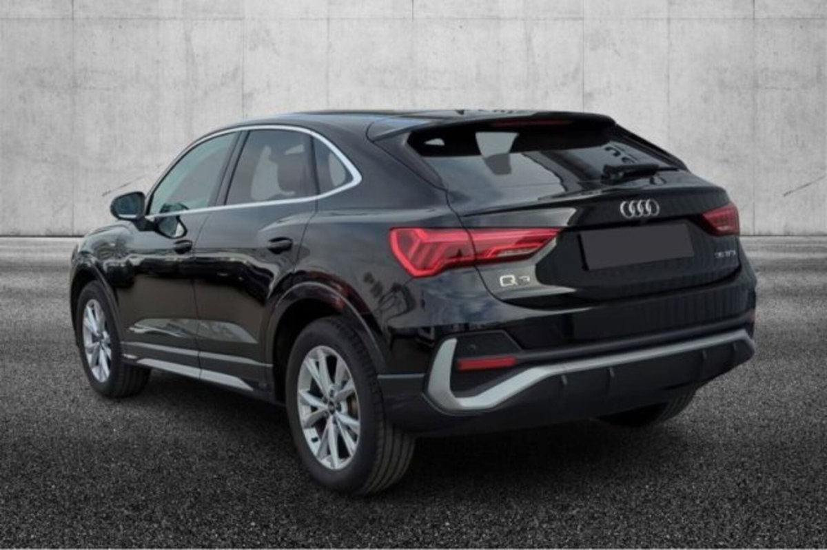 Audi Q3 35 TFSI S tronic S line edition (2)