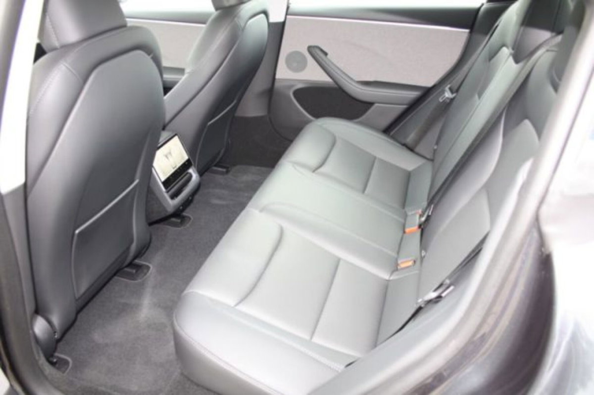 Tesla Model 3 Model 3 RWD (8)