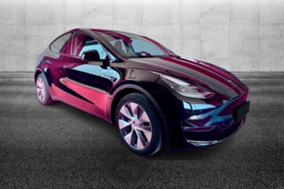 Tesla Model Y Long Range awd (2)
