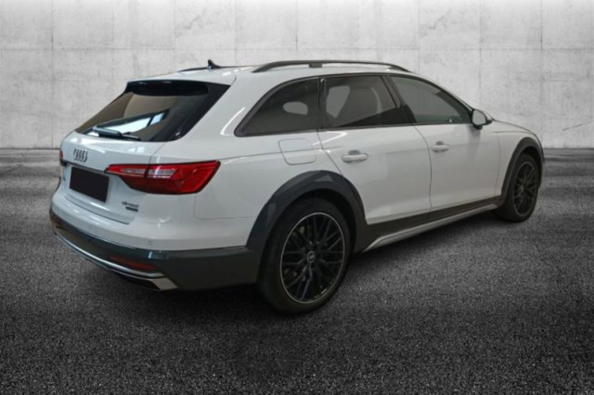 Audi A4 Allroad 45 TFSI 265 CV S tronic (2)