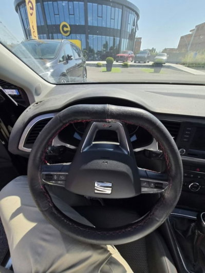 SEAT Leon SC 2.0 TDI 150 CV 3p. Start/Stop FR (8)