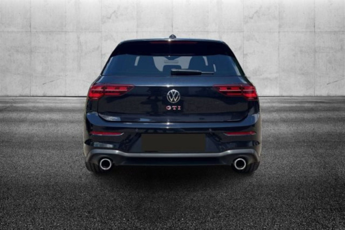 Volkswagen Golf 2.0 TSI GTI DSG (5)