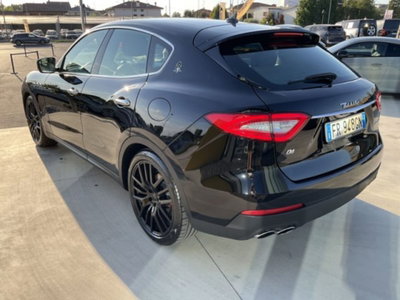 Maserati Levante Levante V6 AWD Nerissimo Edition (6)