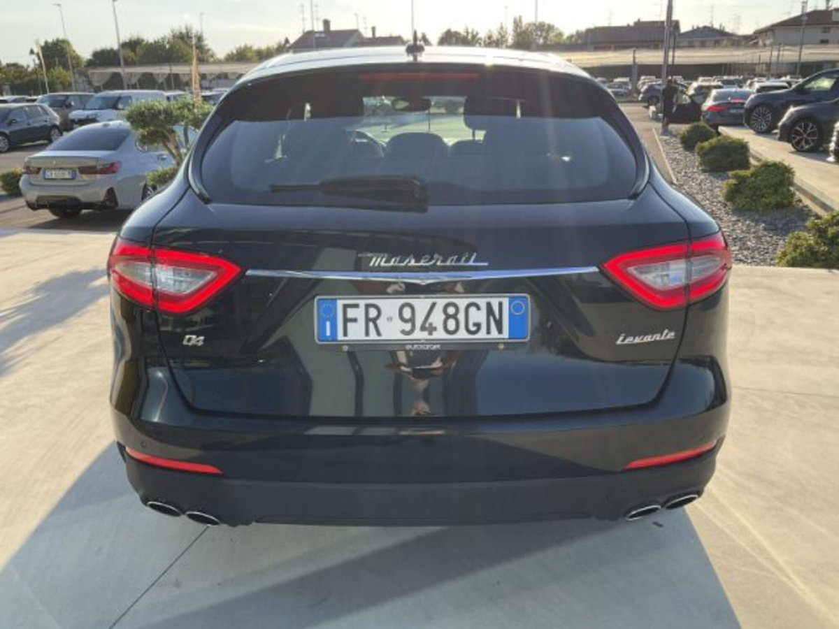 Maserati Levante Levante V6 AWD Nerissimo Edition (7)