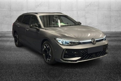 Volkswagen Passat 2.0 tdi scr R-Line 150cv dsg (2)