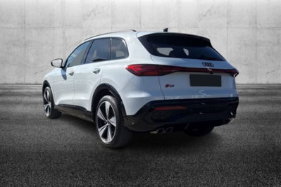 Audi Q5 40 2.0 tdi mhev 12V S line quattro s-tronic (2)