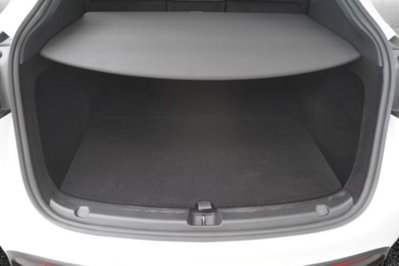 Tesla Model Y Performance awd (8)