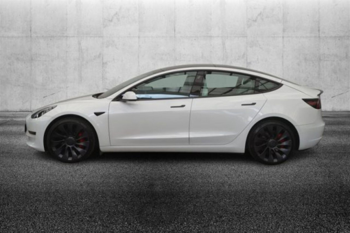 Tesla Model 3 Model 3 Long Range Performance AWD (4)