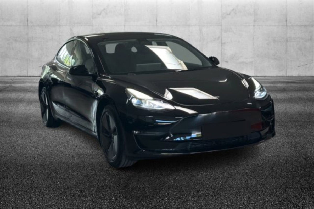 Tesla Model 3 Model 3 Long Range RWD