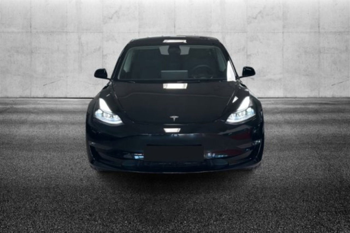 Tesla Model 3 Model 3 Long Range RWD (5)