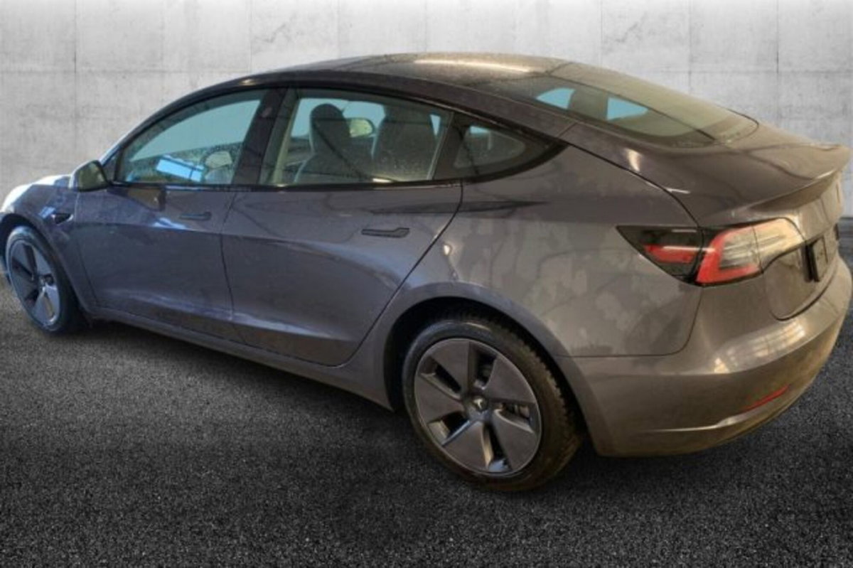 Tesla Model 3 Model 3 Long Range RWD (3)