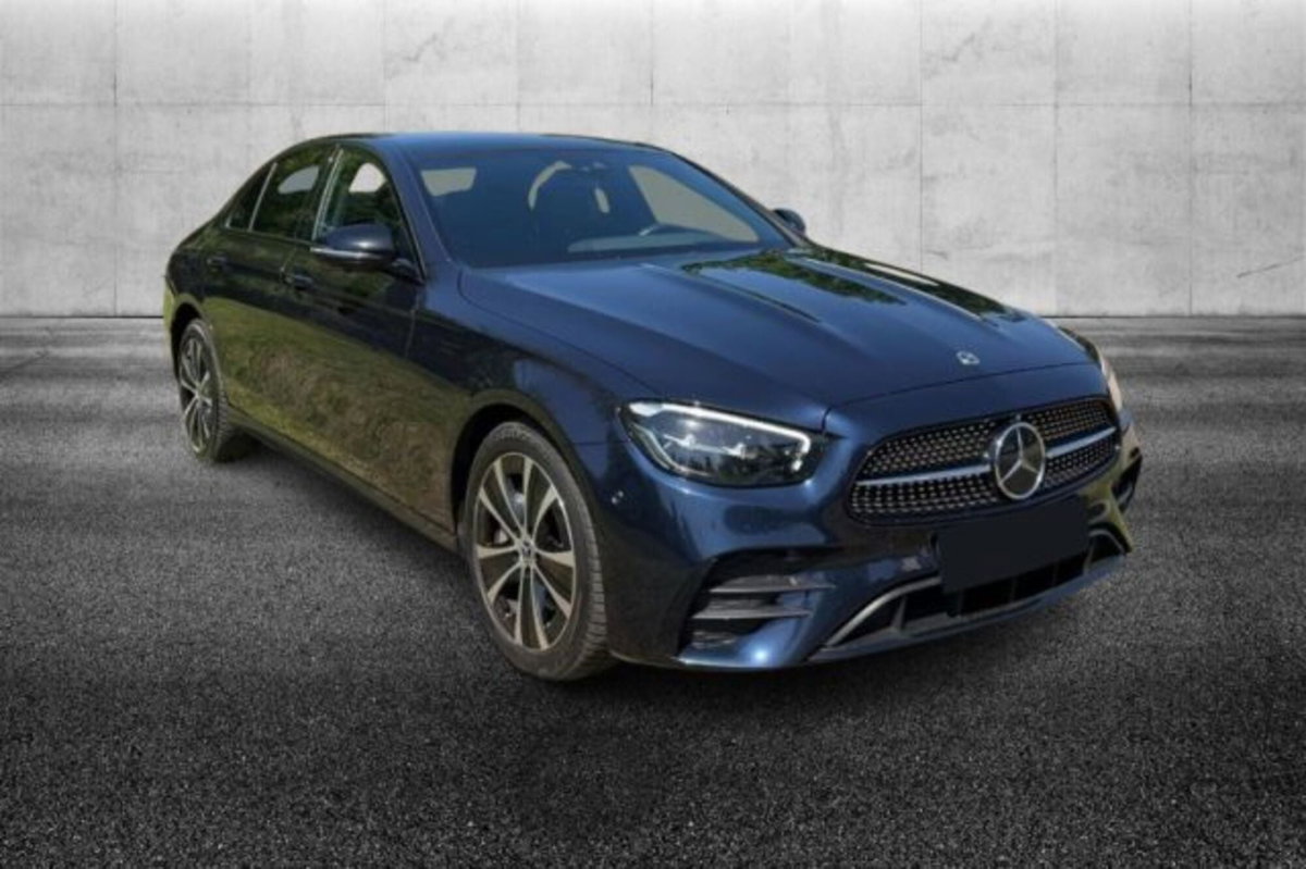 Mercedes-Benz Classe E 300 de 4Matic Auto Plug in hybrid Premium (2)