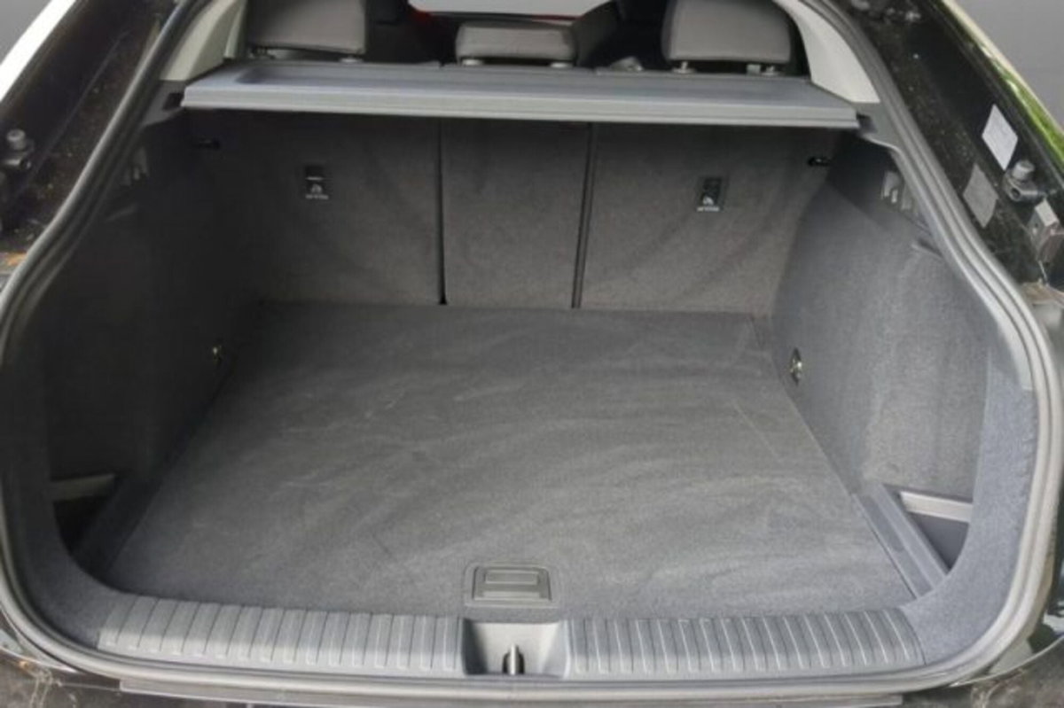 Audi Q6 Sportback Business Advanced 292cv (7)
