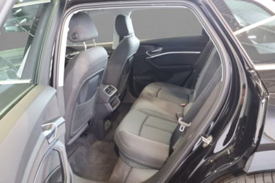 Audi e-tron Sportback 50 quattro (8)