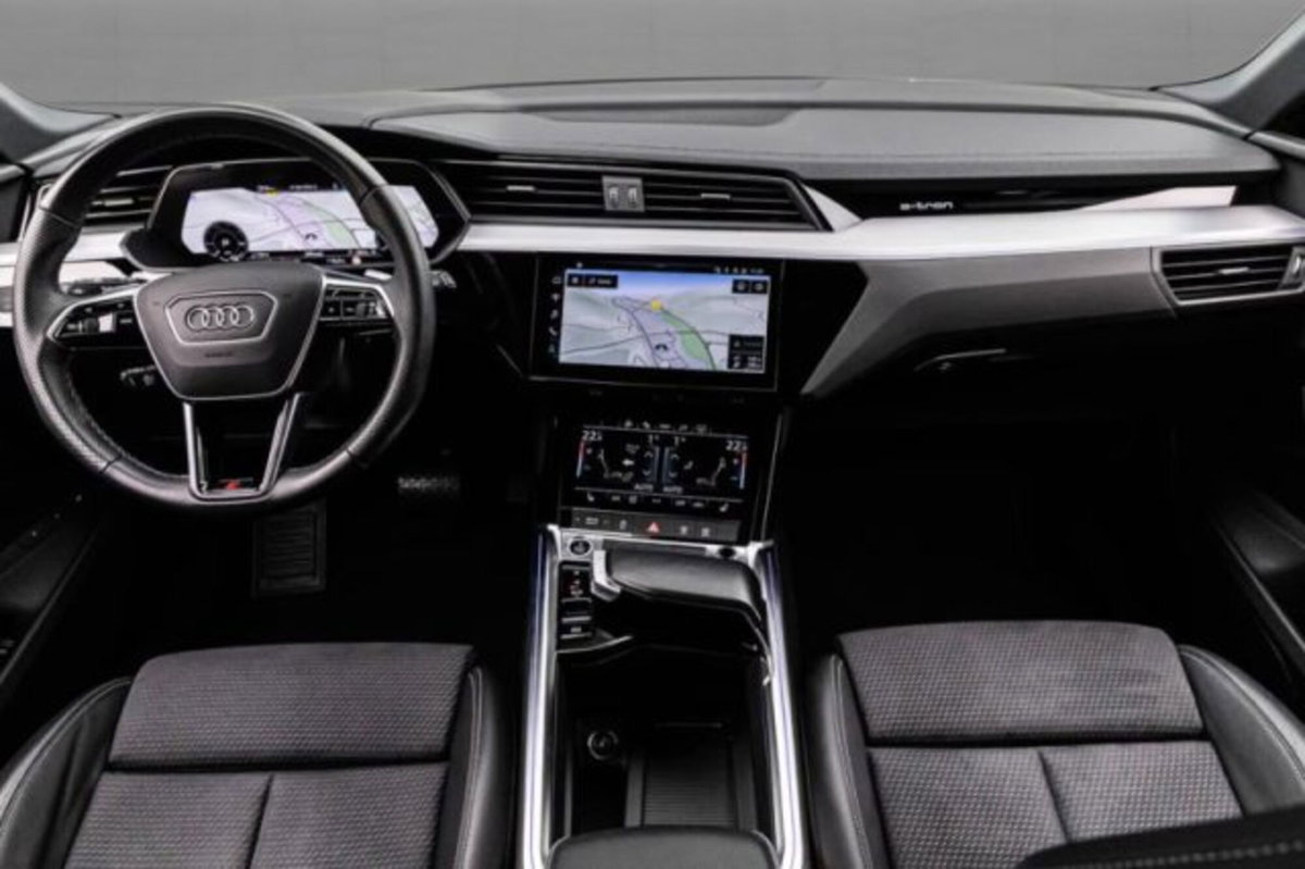 Audi e-tron Sportback 50 quattro S line edition (6)