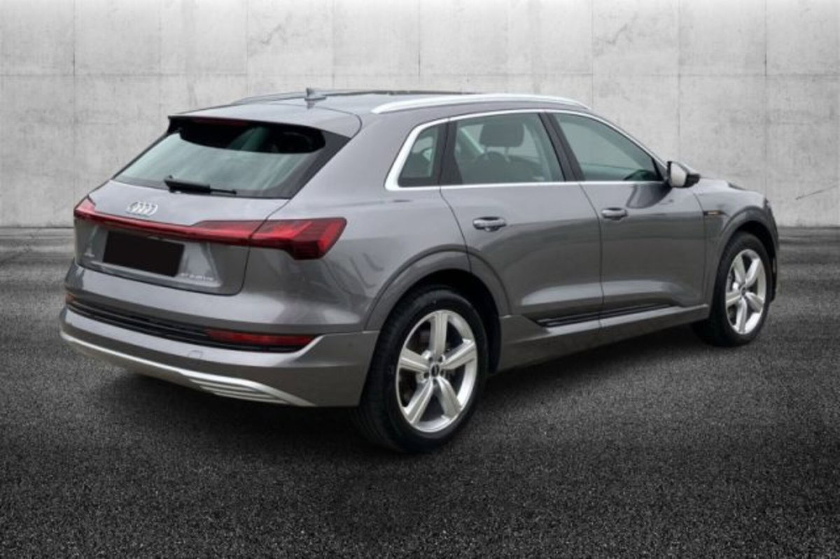 Audi e-tron Sportback 50 quattro (4)