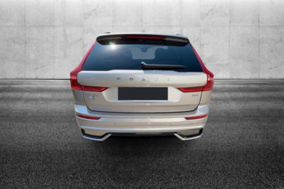 Volvo XC60 B4 automatico Plus Dark (5)