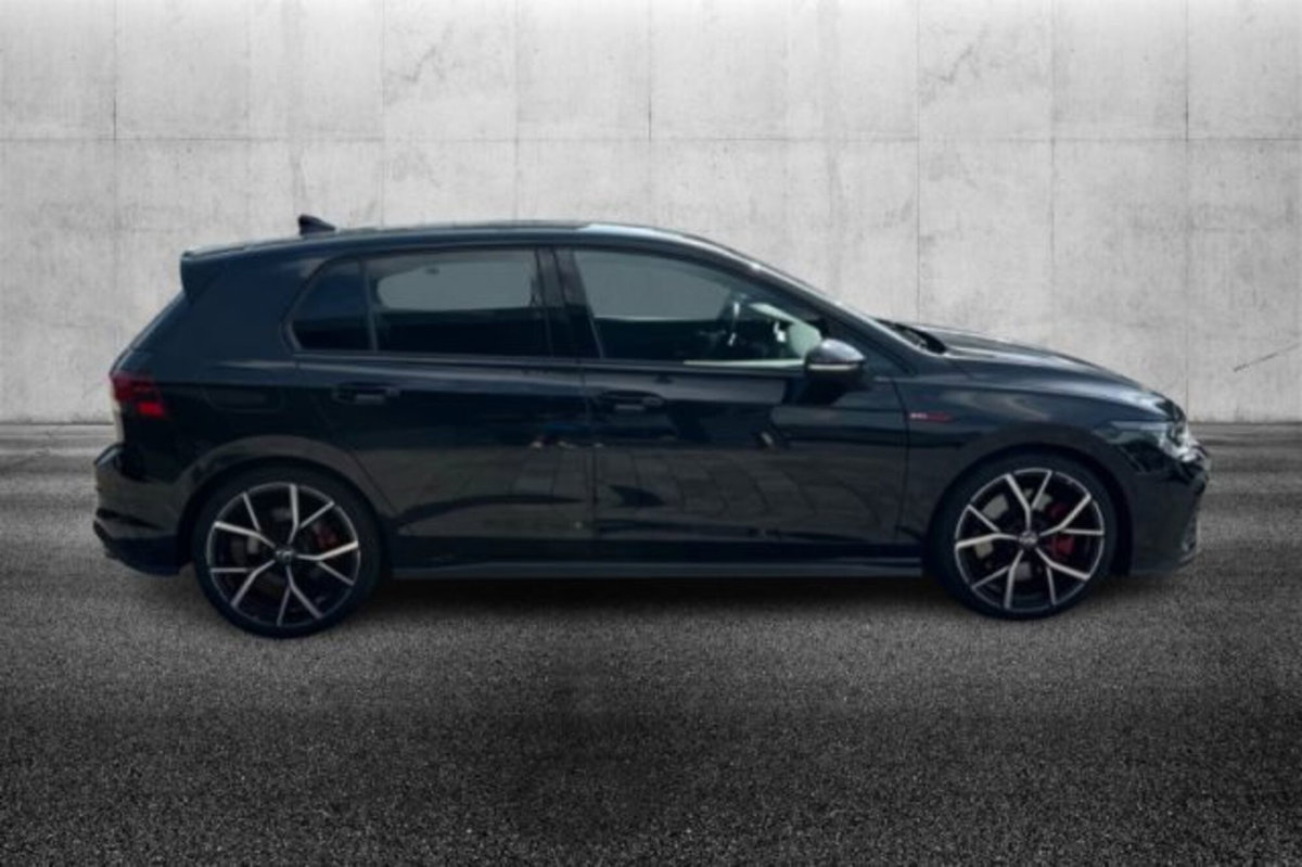 Volkswagen Golf 2.0 TSI GTI DSG (4)