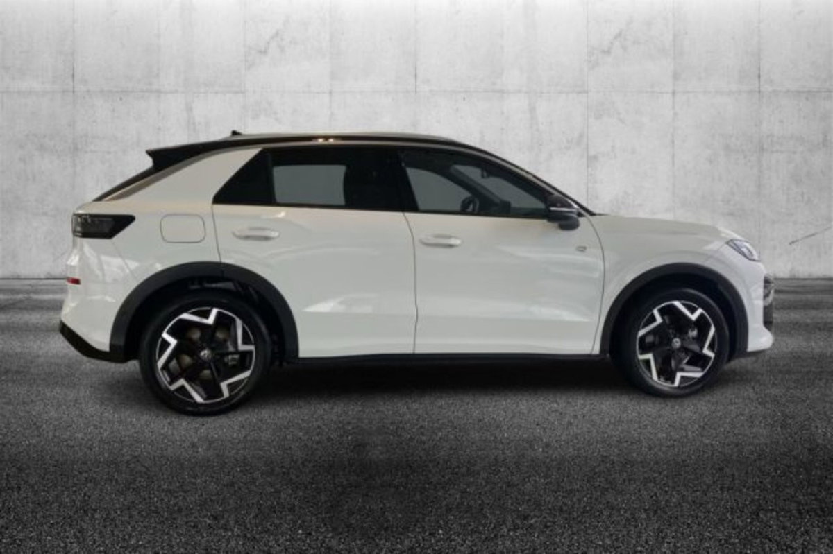 Volkswagen T-Roc 1.5 etsi R-Line 150cv dsg (3)