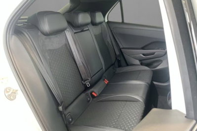 Volkswagen T-Roc 1.5 etsi R-Line 150cv dsg (8)