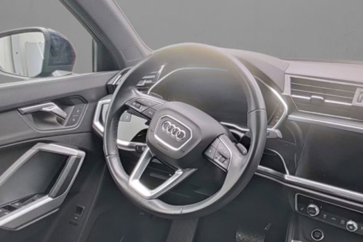 Audi Q3 Sportback 35 TDI quattro S tronic S line edition (7)
