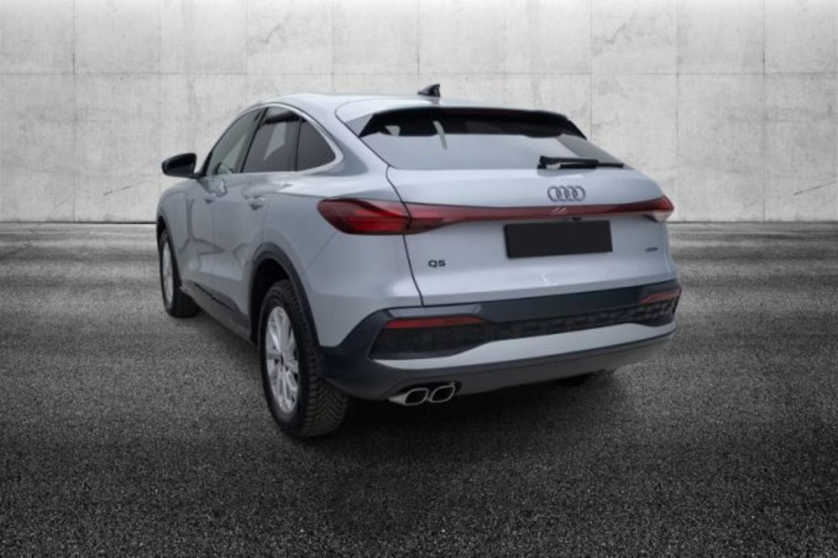 Audi Q5 Sportback Sportback 40 2.0 tdi mhev 12V quattro s-tronic (4)