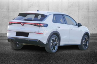 Volkswagen T-Roc 1.5 etsi R-Line 150cv dsg (2)