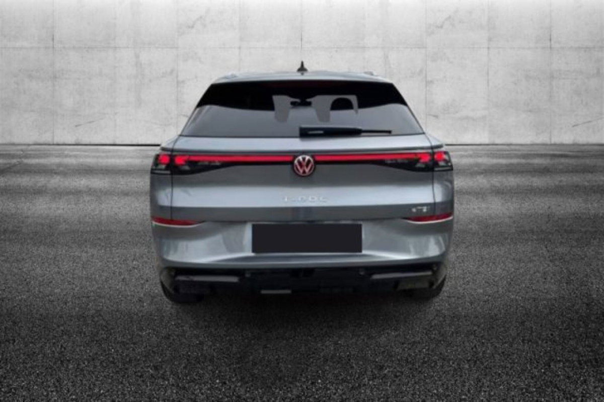 Volkswagen T-Roc 1.5 etsi R-Line 150cv dsg (5)