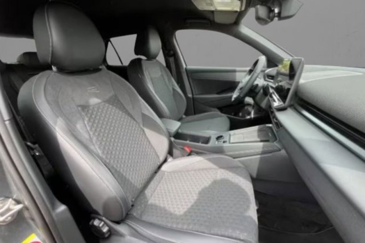 Volkswagen T-Roc 1.5 etsi R-Line 150cv dsg (7)
