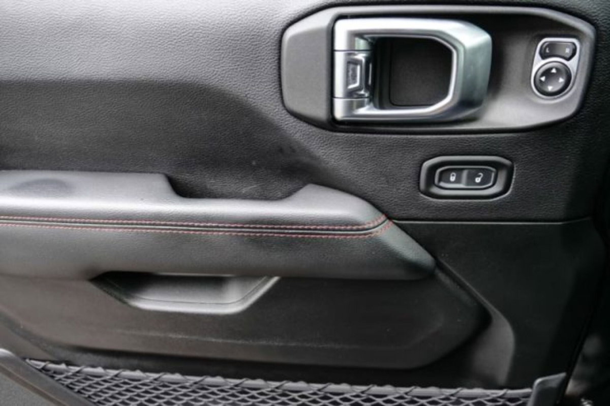Jeep Wrangler Unlimited 2.2 Mjt II Rubicon (7)