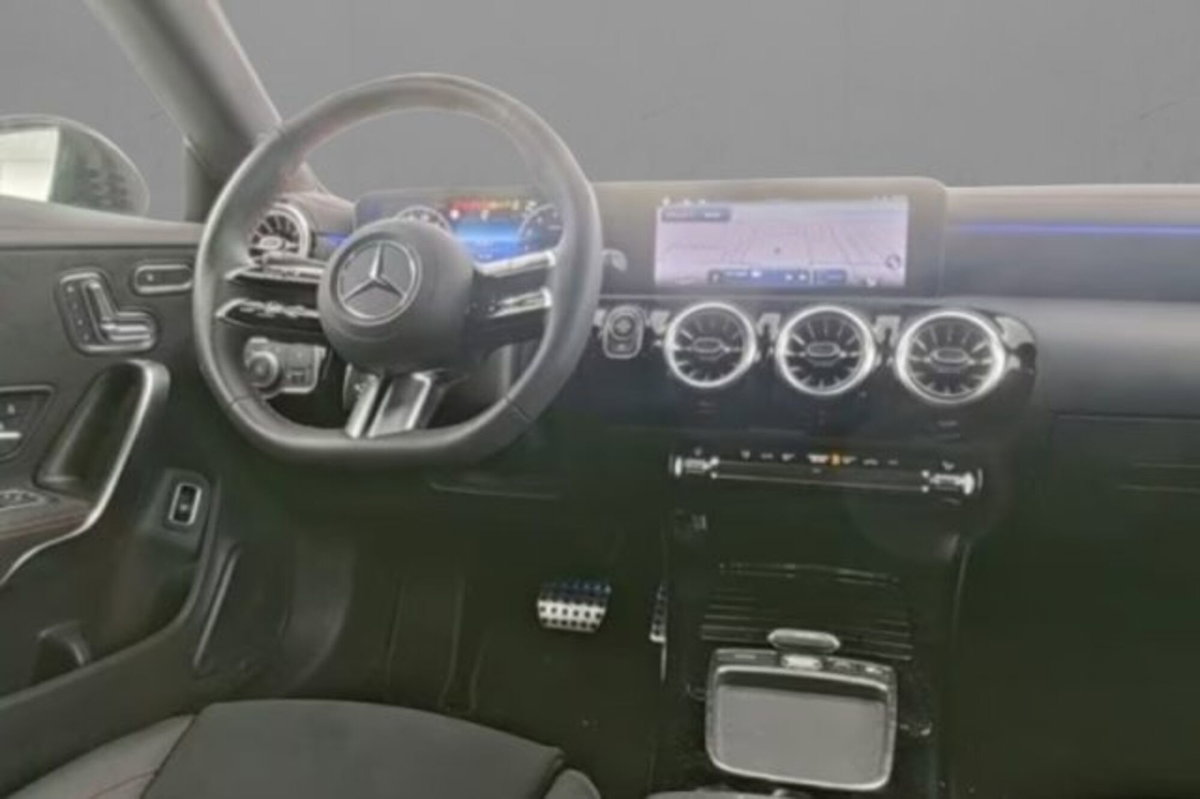 Mercedes-Benz CLA 250 Automatic 4Matic Premium (3)