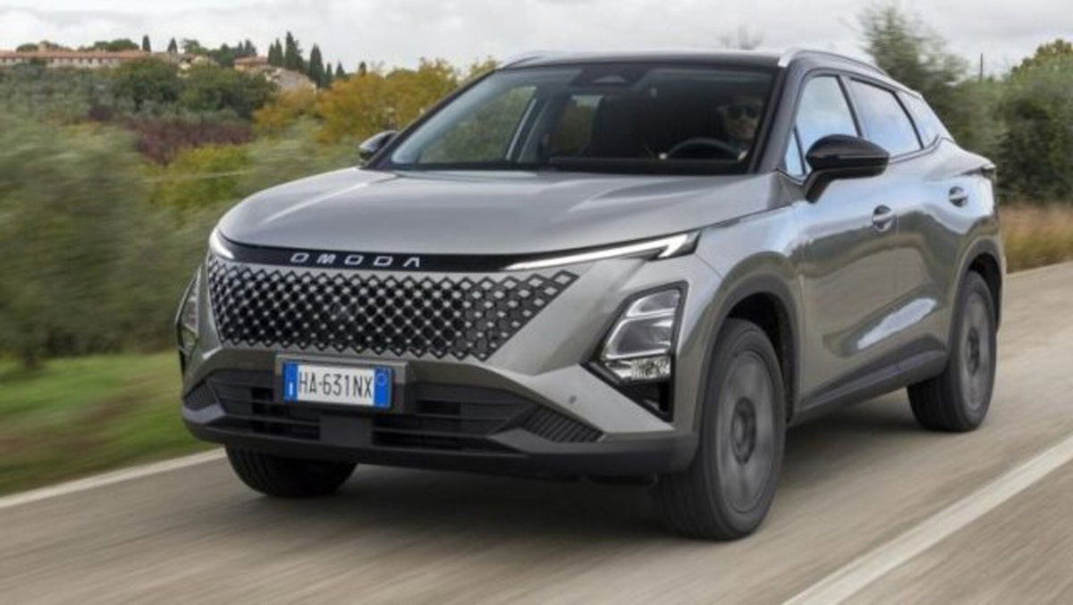 Omoda Omoda 5 EV 60,9 kWh Pure (2)