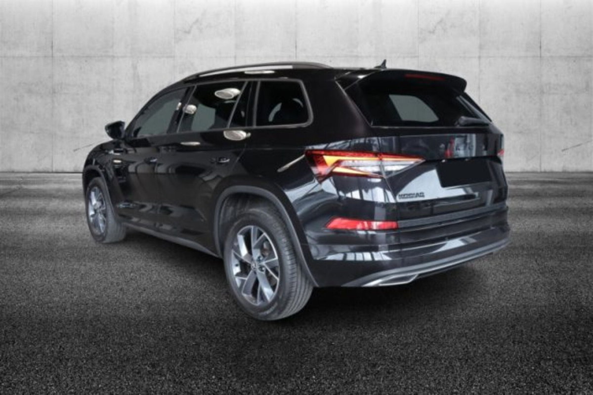 Skoda Kodiaq 2.0 TDI EVO SCR DSG SportLine (3)