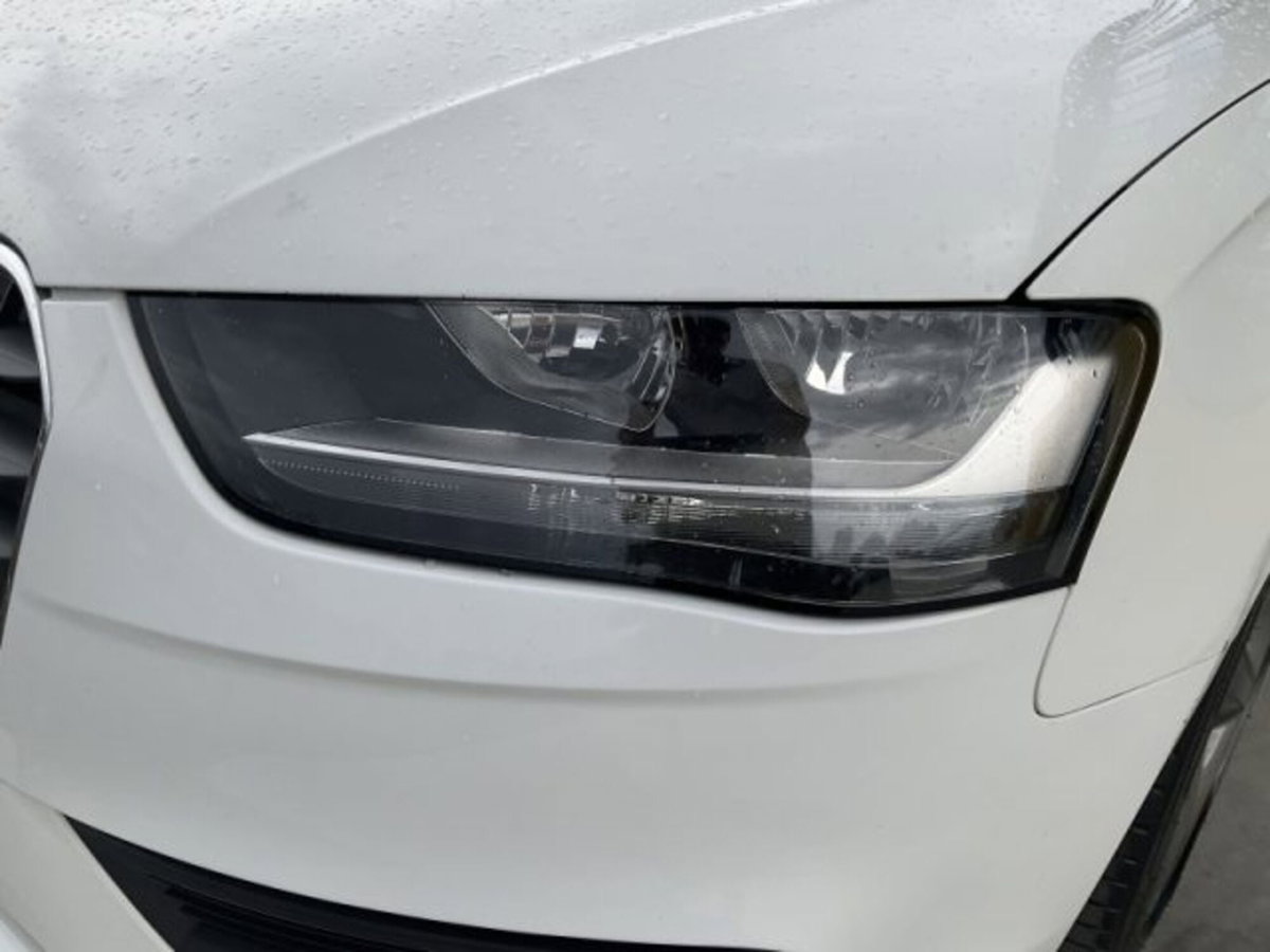 Audi A4 Avant 2.0 TDI 143 CV F.AP. multitronic (4)