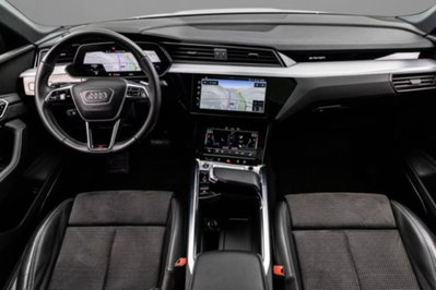 Audi e-tron Sportback 50 quattro S line edition (6)