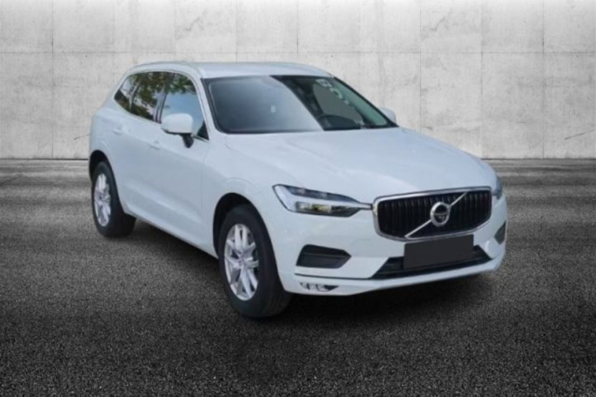 Volvo XC60 B4 (d) AWD Geartronic Momentum Pro (2)