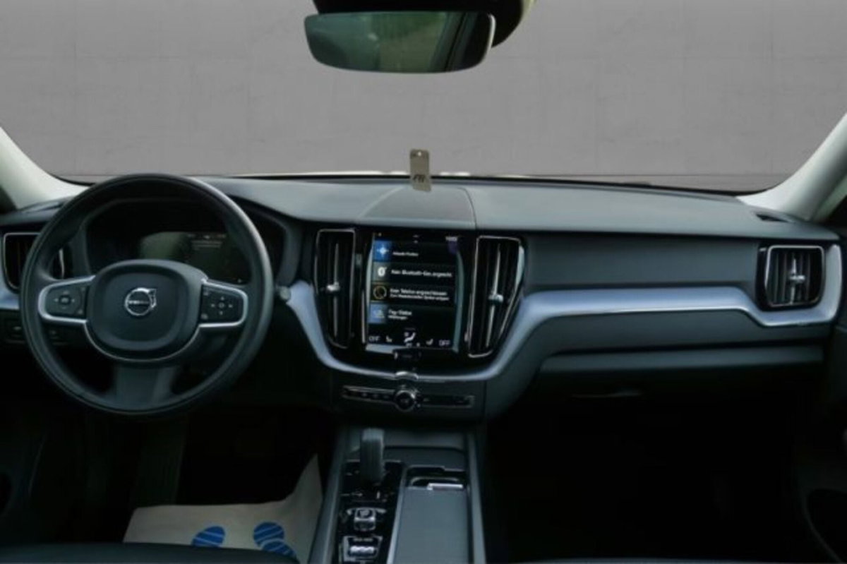 Volvo XC60 B4 (d) AWD Geartronic Momentum Pro (6)