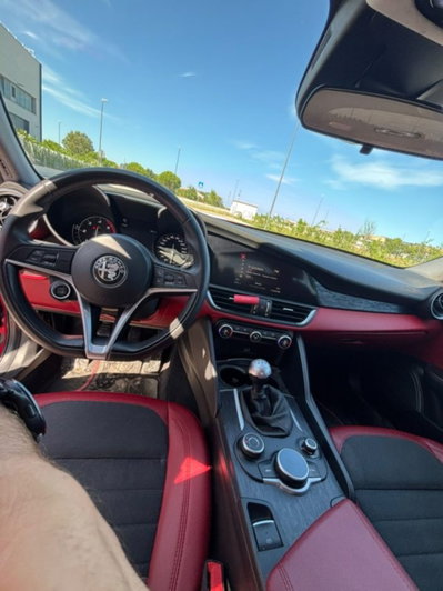 Alfa Romeo Giulia 2.2 Turbodiesel 160 CV Super (6)