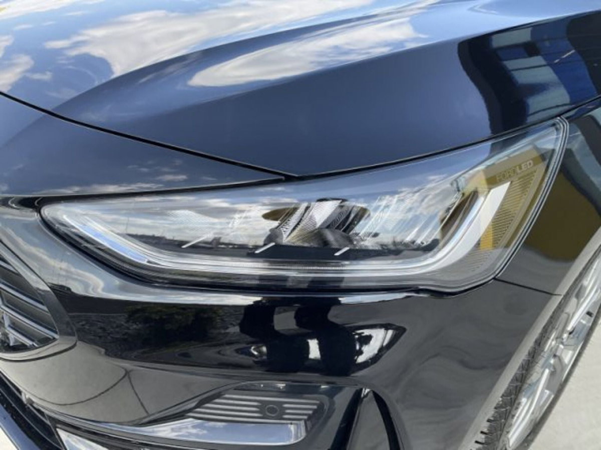 Ford Focus Station Wagon 1.5 EcoBlue 115 CV automatico SW ST-Line Design (4)