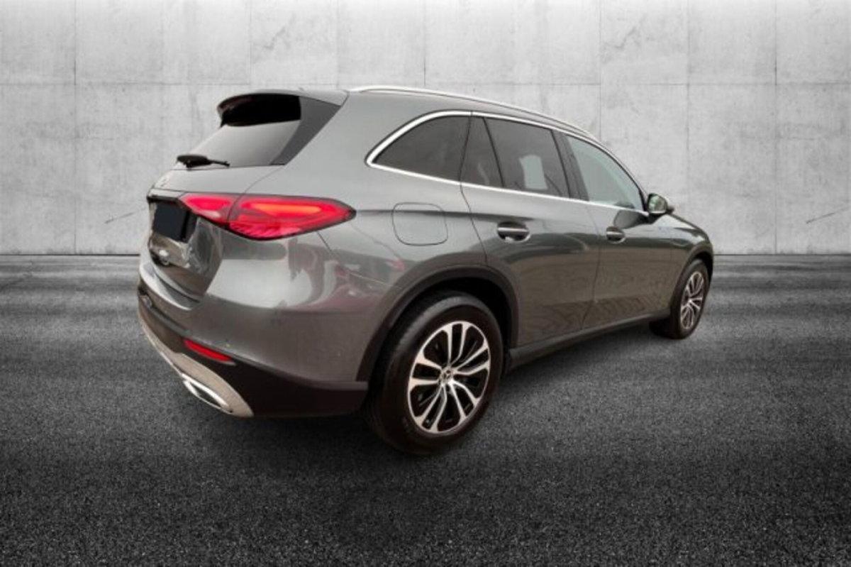 Mercedes-Benz GLC 220 d 4Matic Mild Hybrid AMG Advanced Plus (3)