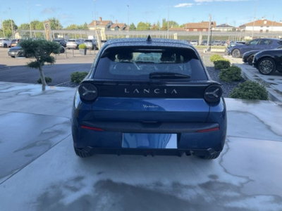 Lancia Ypsilon 1.2 mhev Edizione Cassina e-dct (7)