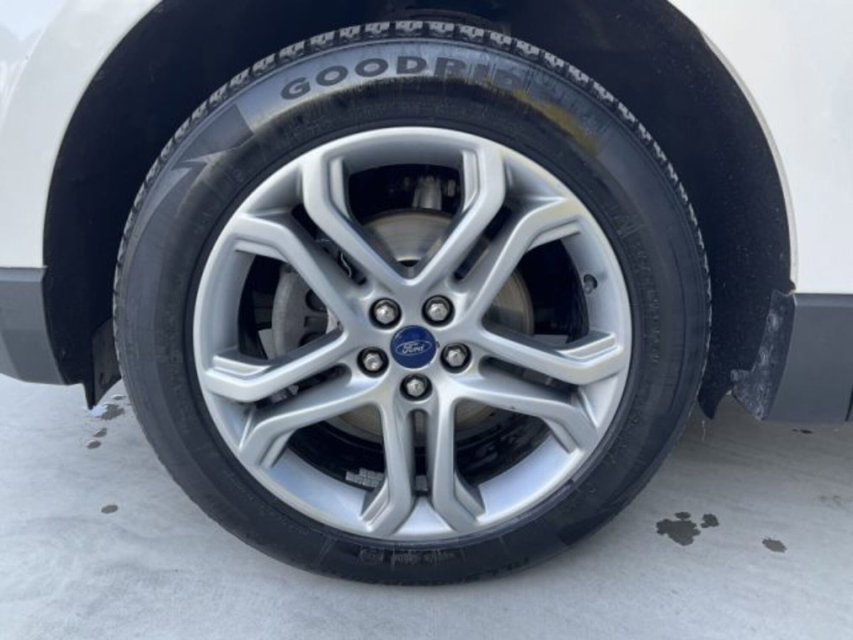 Ford Edge 2.0 TDCI 210 CV AWD Start&Stop Powershift Titanium (8)