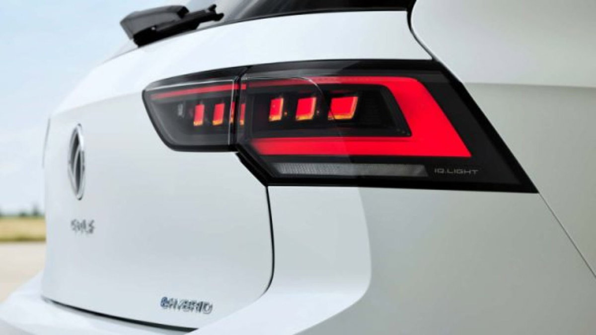 Volkswagen Golf 1.5 tsi ehybrid Life 204cv dsg (5)