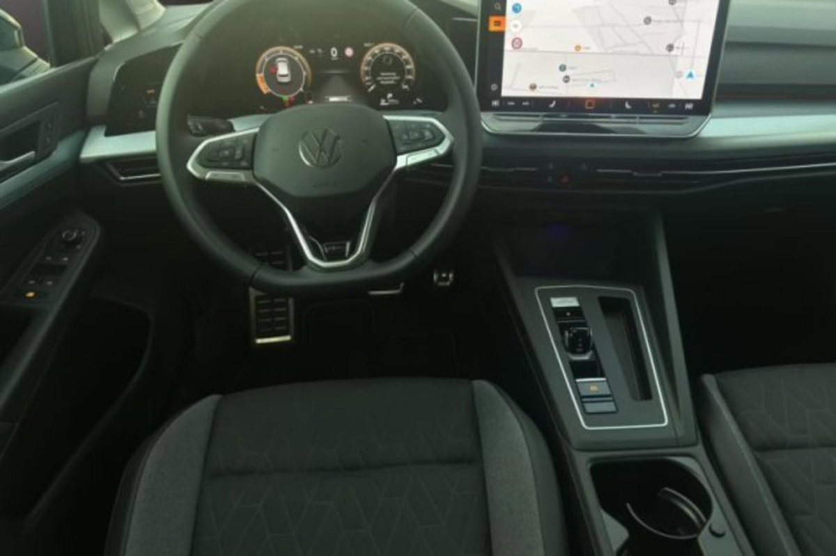 Volkswagen Golf 2.0 TDI 150 CV DSG SCR Life (7)