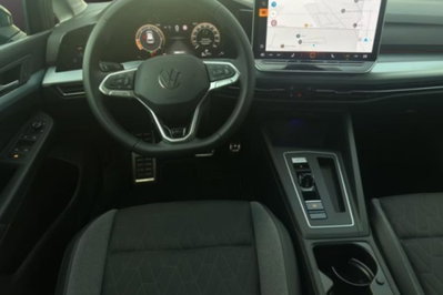 Volkswagen Golf 2.0 TDI 150 CV DSG SCR Life (7)