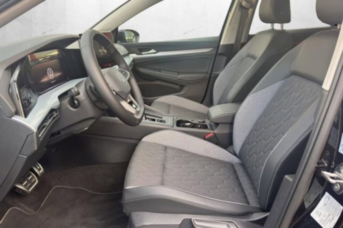 Volkswagen Golf 2.0 TDI 150 CV DSG SCR Life (8)