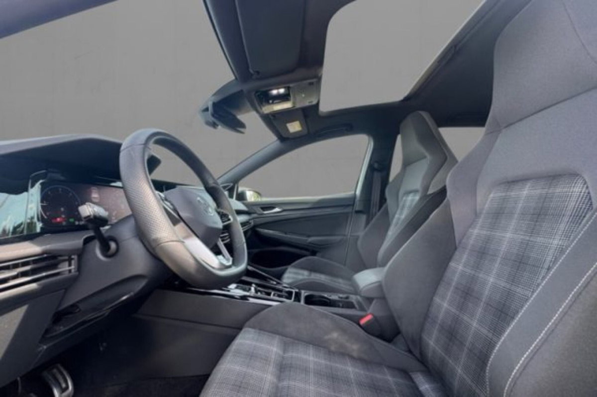 Volkswagen Golf 2.0 TDI GTD DSG (7)